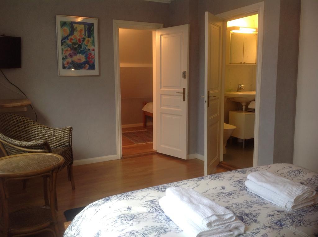 Bed & Breakfast Villa Sedin Harnosand Quarto foto